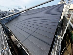 横浜市　集合住宅　屋根上葺き工事